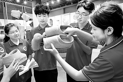 大学社团：多样活动助力成长，新生快来查收这份参与指南