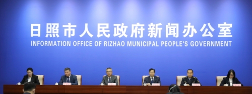 疫情防控新闻发布会：通报新阶段防控工作及医疗保障情况