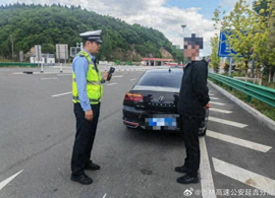珲乌高速图们段现恶意别车，高速交警快速查处并普法