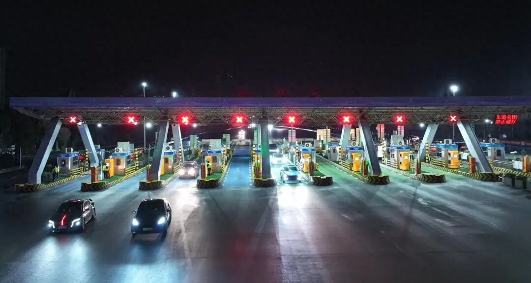 春节高速免费截止,车主通行情况及返程高峰车流量汇总