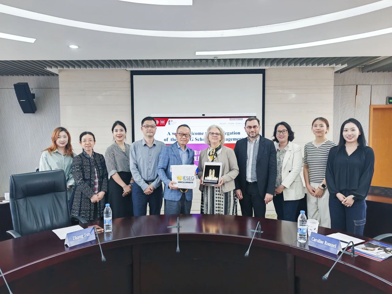 2025 年复旦大学经济学院招生直播:解答志愿填报疑问